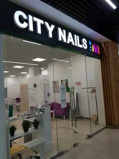 City nails