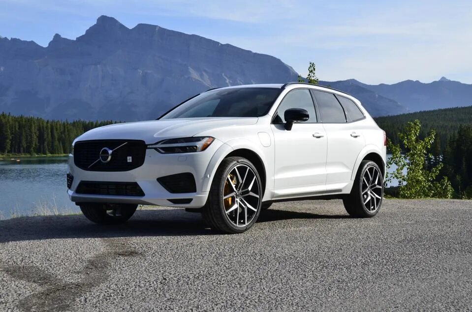 Хс60 2025. Вольво xc60 2025. volvo xc60 новый. volvo xc60 2025. volvo xc60 r design 2025.