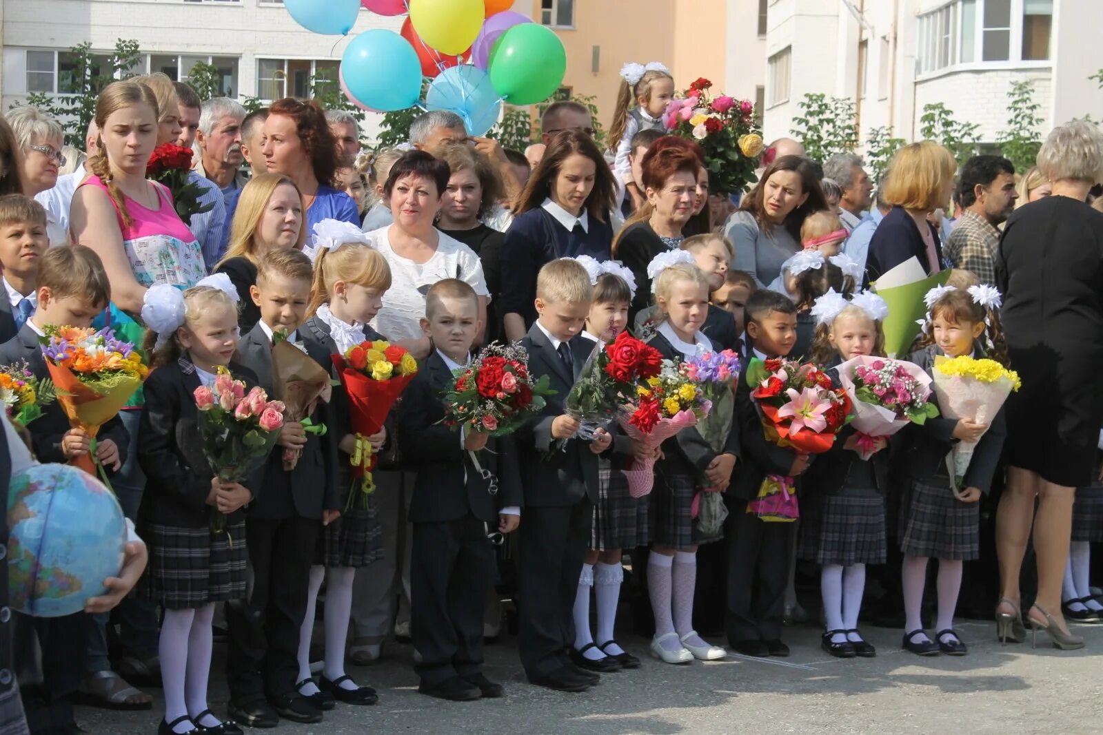 Школа 68 рязань электронный. Школа 28 Рязань. 28 Школа Рязань учителя. Школа 1 Рязань. Школа 11 Рязань.