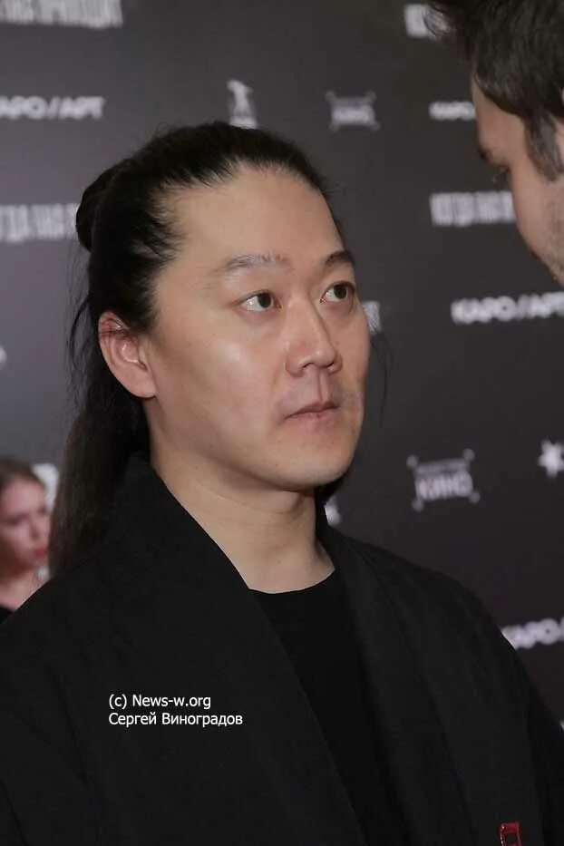 Режиссер цоя. Александр цой. Режиссер цоя. Александр цой актер. Александр цой.