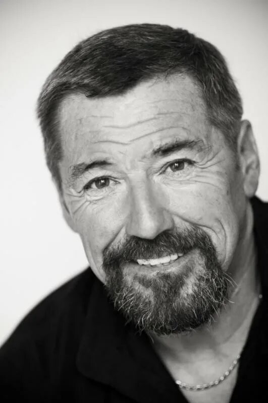 Майк митчелл. Mike mitchell. майк митчелл актёр. майк митчелл актёр гладиатор. майкл митчелл фото.