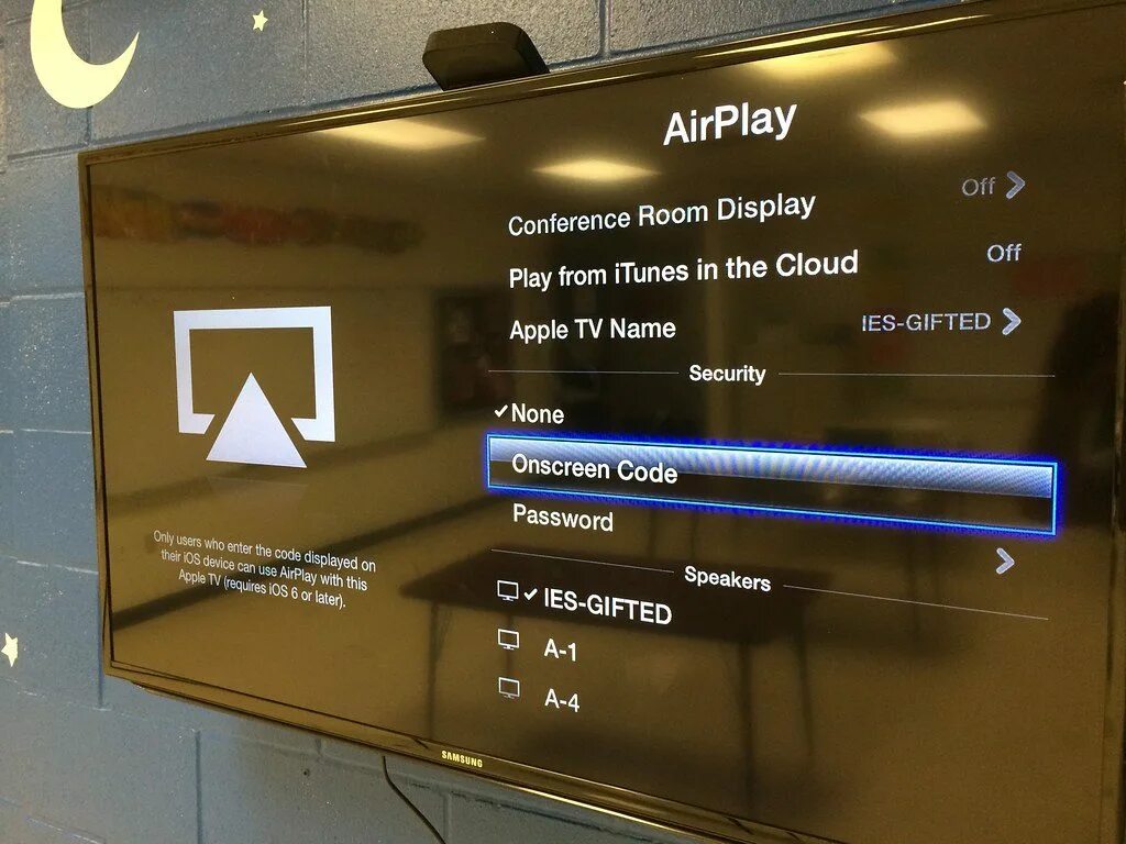 Телевизор самсунг airplay. Airplay на телевизоре Samsung. Телевизоры с Apple Airplay. Airplay на телевизоре LG. Код Apple TV.