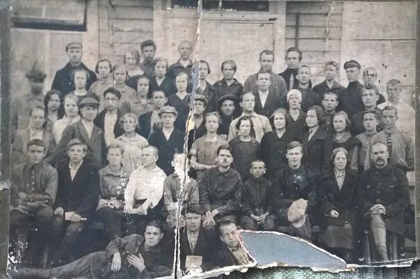 Школа 2 ступени. Учителя и ученики школы второй ступени. щегловск, 1929 год.. школа второй ступени 1921. школа 1929 выпускники. шенкурск в 1918.