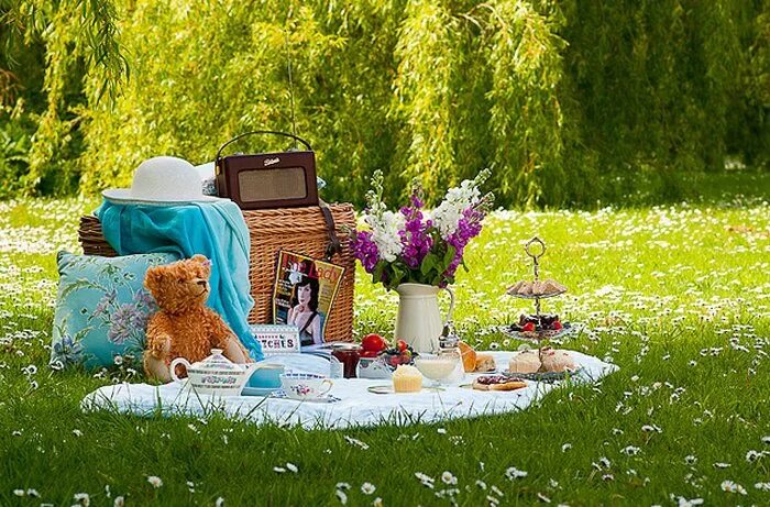 Лето это маленькая жизнь фото. Красивые лето это маленькая жизнь. Счастливого июня. Малая жизнь. Лето это маленькая жизнь картинки.