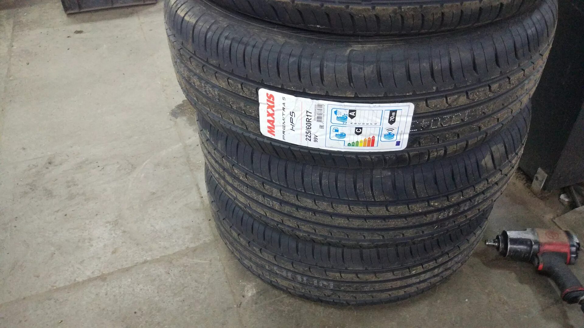 Максис 225/60-17. Шины 225 60 r17 Maxxis. 235.60.18 Maxxis. 225/60 R17 at.