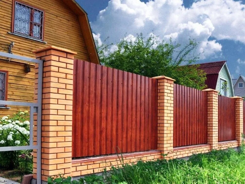 Забор из штакетника деревянного. Профнастил для забора. Забор из профнастила с20. Построить забор на даче под ключ. Построить забор на даче под ключ.