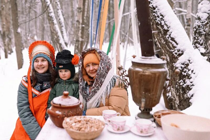 Приключения тома сойера. Том сойер спектакль тюз. Свобода творчества. Твен марк "том сойер". Театр мастерская том сойер.