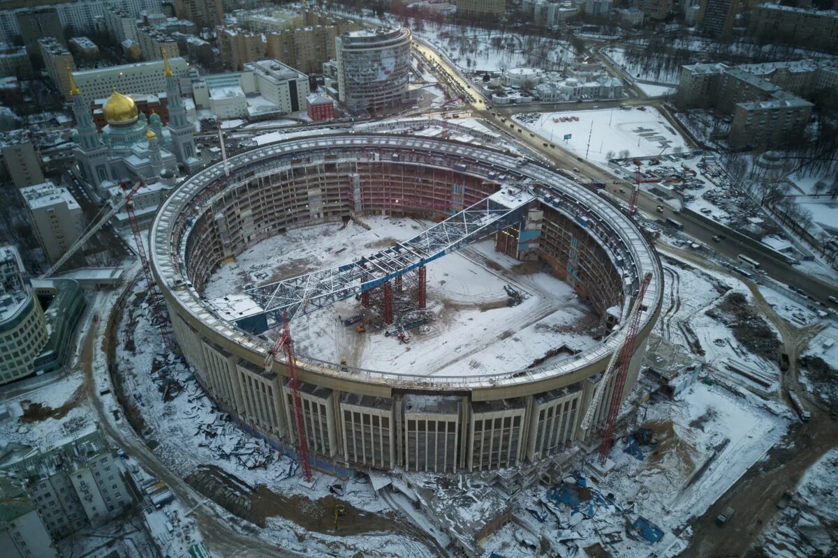 Что будет вместо москвы. Олимпийский стадион Москва сносят. Олимпийский сейчас 2021 стадион Москва. Олимпийский спортивный комплекс снесли. Спорткомплекс Олимпийский реконструкция.