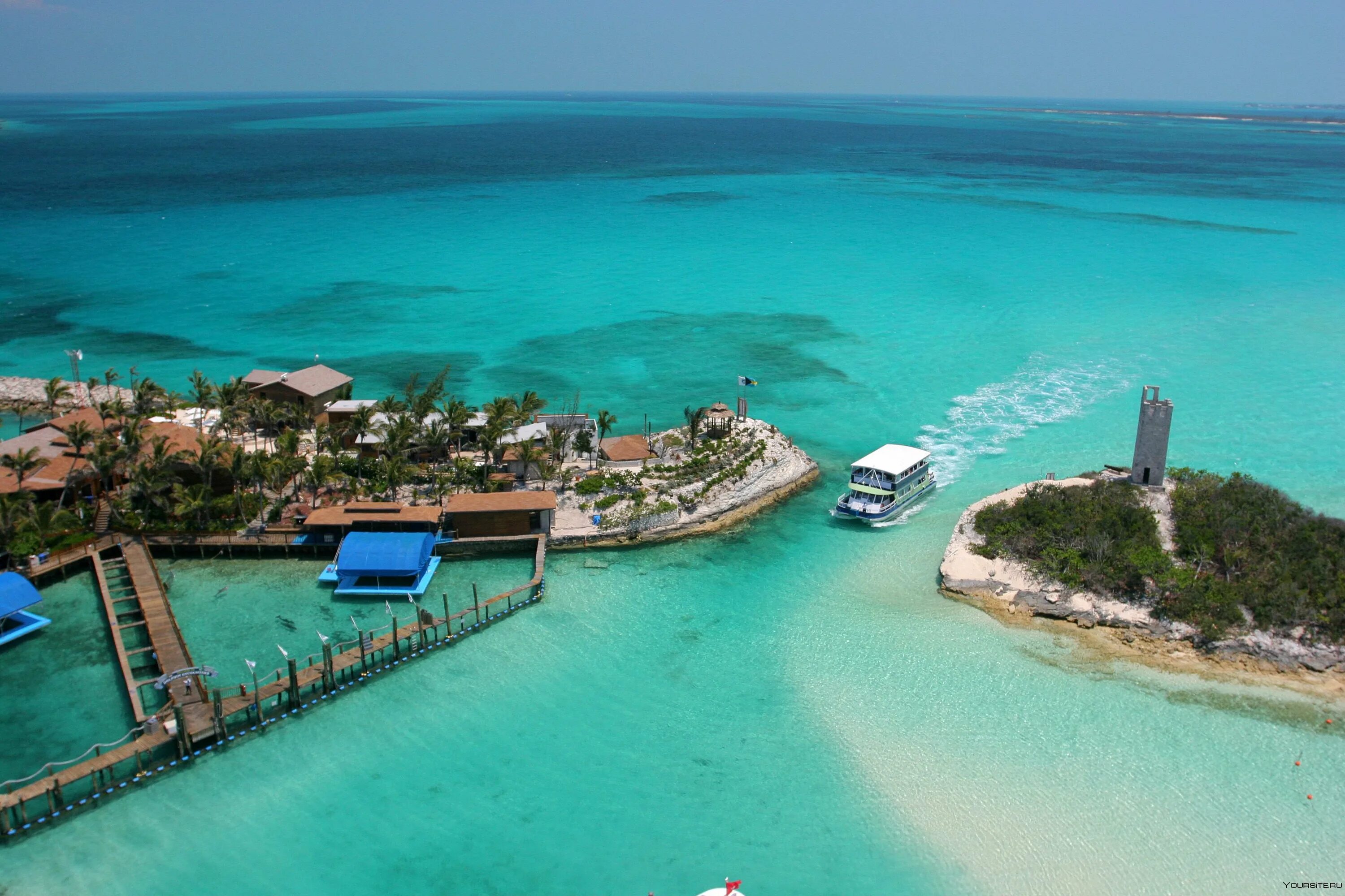 Нассау столица какого государства. Багамы остров Нассау. Голубая Лагуна на Багамских островах. Багамские острова столица Нассау. Blue Lagoon Island Багамские острова.