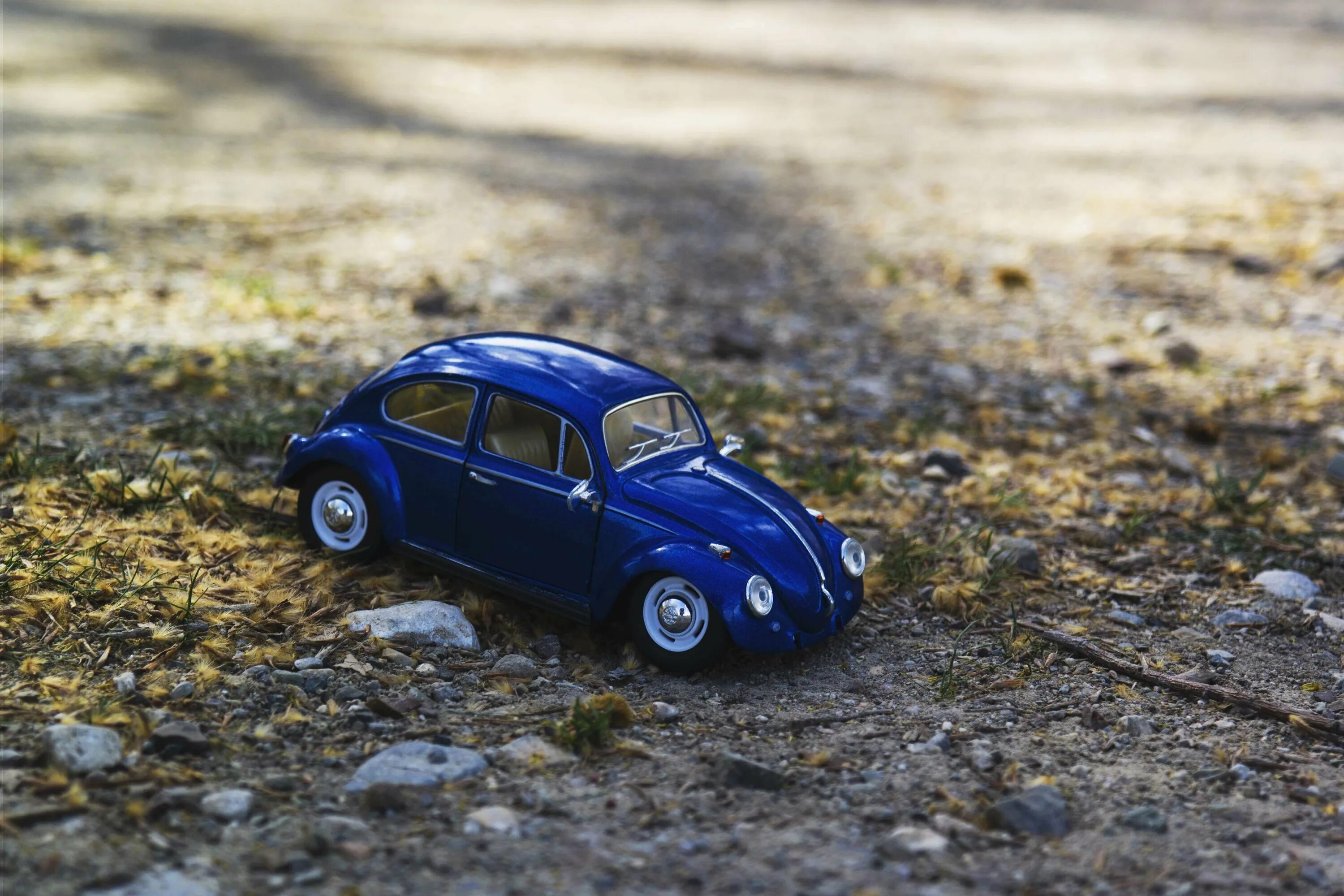 Машинка volkswagen. Toy car Volkswagen. Фольксваген Жук Тойс. Игрушечная машина Фольксваген Жук. Игрушечные машинки Volkswagen Жук.