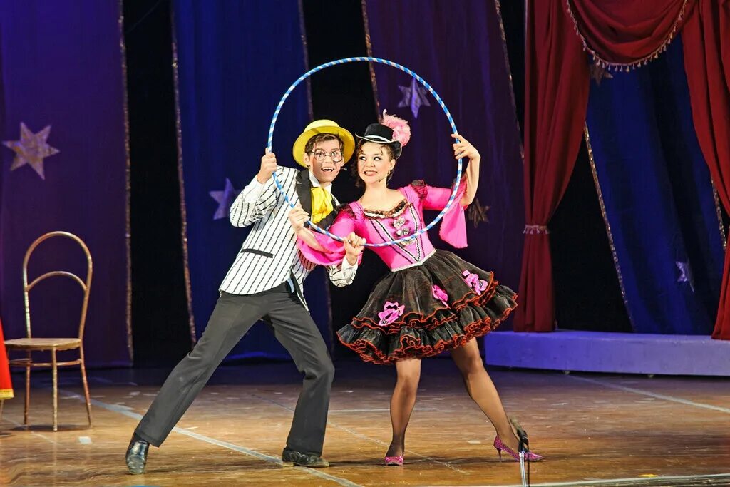 алтайский государственный театр музыкальной комедии. капитанская дочка алтайский театр. музкомедии барнаул. театры барнаула муз камедии. театр музкомедии барнаул.