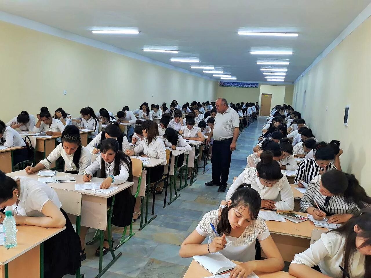 E maktabga kirish. Ихтисослаштирилган мактаблар. E maktabga kirish. 6мактаб ангрен. Мактаб узбекистан.