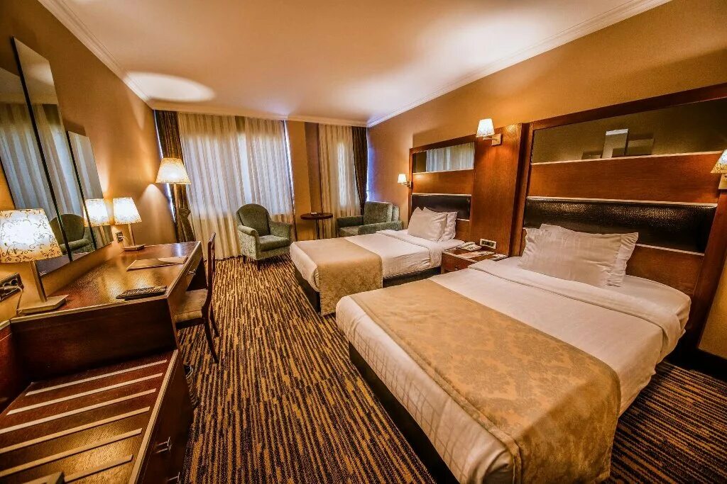 Dream Hill Business Deluxe Hotel Istanbul Asia. Kaya Deluxe Hotel Стамбул. Center Inn Hotel Maltepe. "Deluxe Hotel" Узбекистан адрес и телефон. Отель с бесплатным трансфером