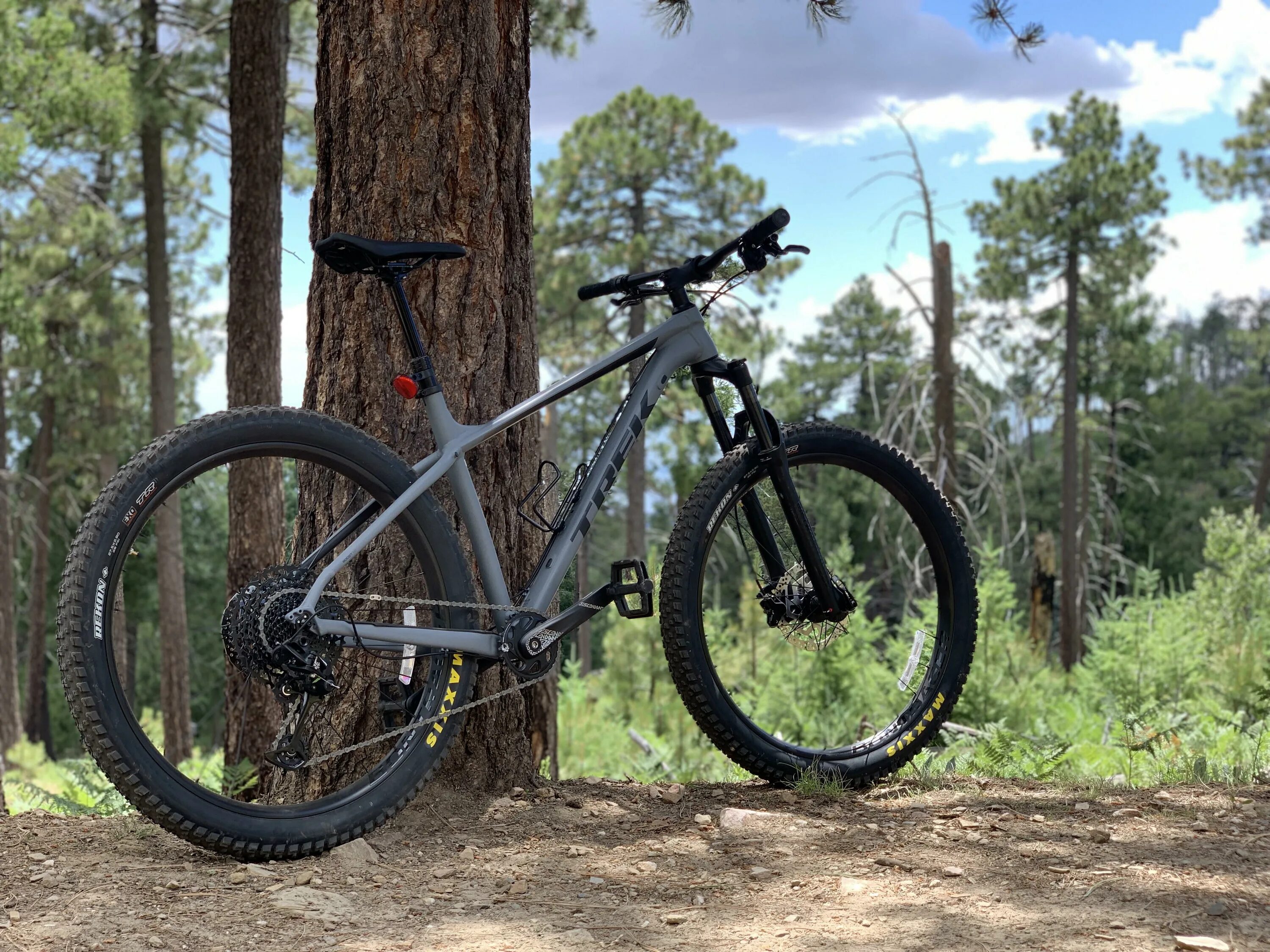 Trek roscoe. Trek Roscoe 8 27.5 (2021). Trek Roscoe 6. Trek Roscoe 8 2019. Trek Roscoe 8 2018.