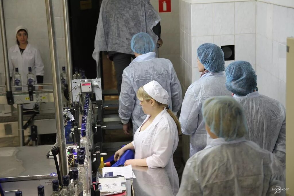 ликероводочный завод дмитров. весьегонск виноводочный завод. ликеро водочный завод кристалл обнинск. телефон ликероводочный завод. телефон ликероводочный завод.