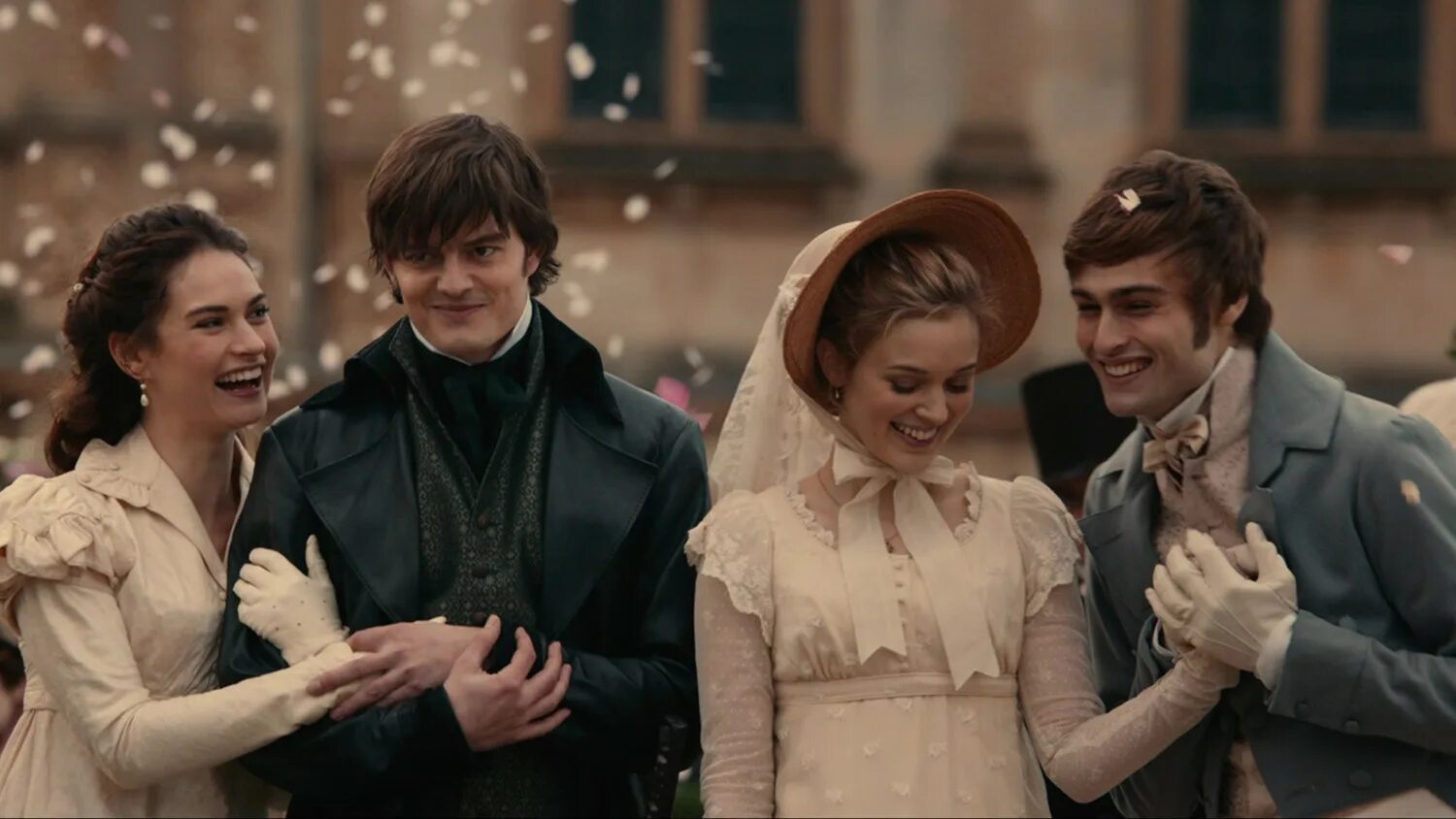 элли бамбер гордость и предубеждение и зомби. лина хиди гордость и предубеждение. гордость и предубеждение и зомби фильм 2016 дарси и элизабет. белла хиткот гордость и предубеждение и зомби. лили джеймс гордость и предубеждение и зомби.