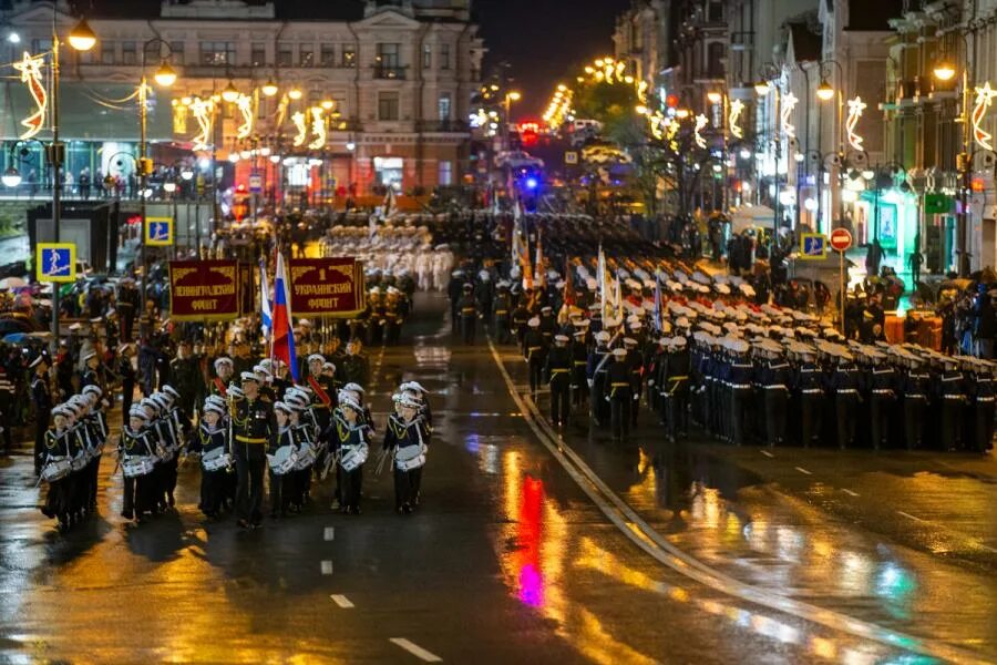 Программа на 9 мая владивосток 2025. Парад во владивостоке 2025. парад победы 9 мая владивосток. парад победы владивосток 2025. день победы владивосток 2025.
