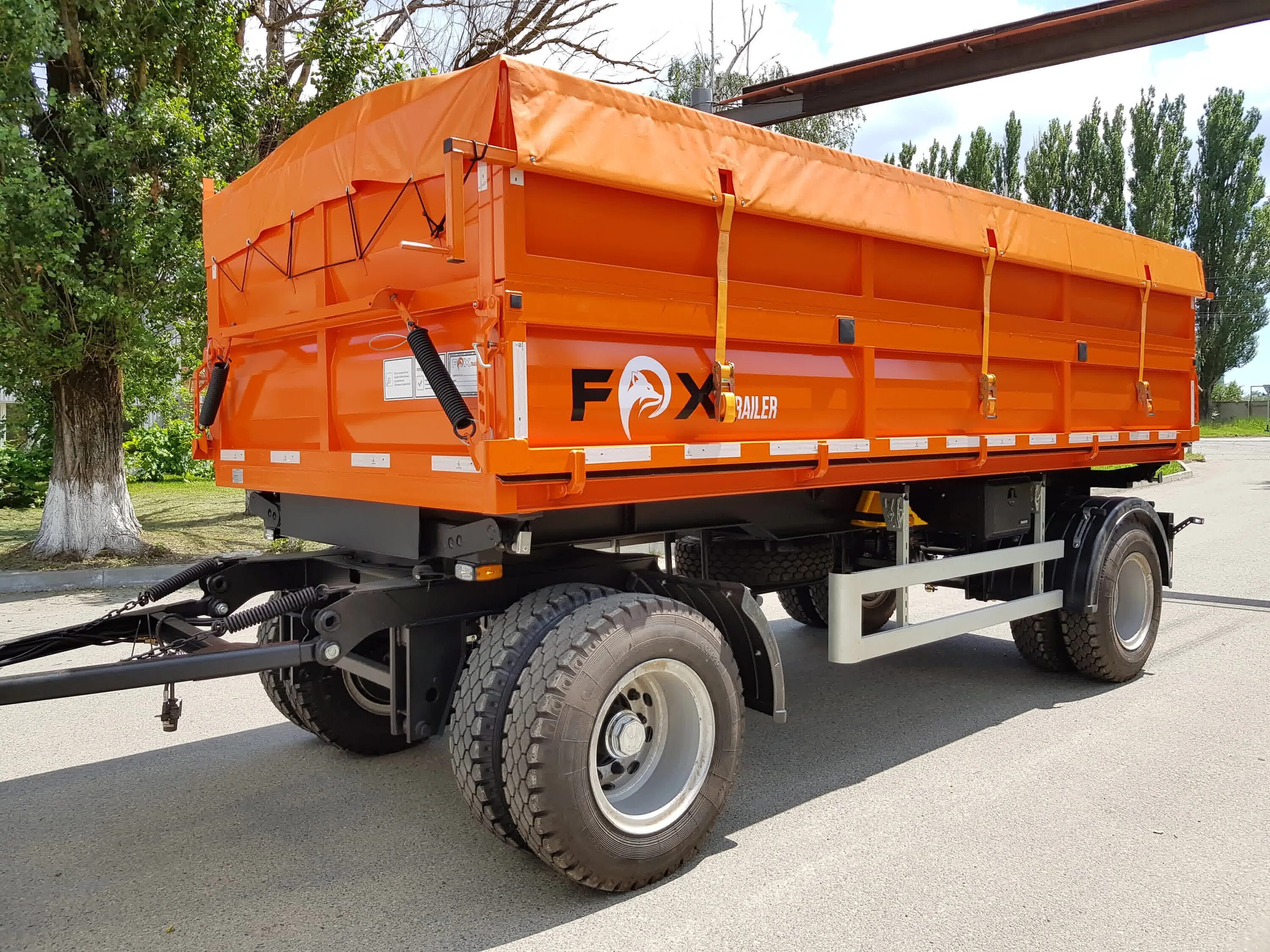 Легковой самосвальный прицеп 82940т. Двухосный легковой самосвальный прицеп. Прицеп самосвальный 848820. Прицеп нефаз 8560. Прицеп самосвальный 878521.