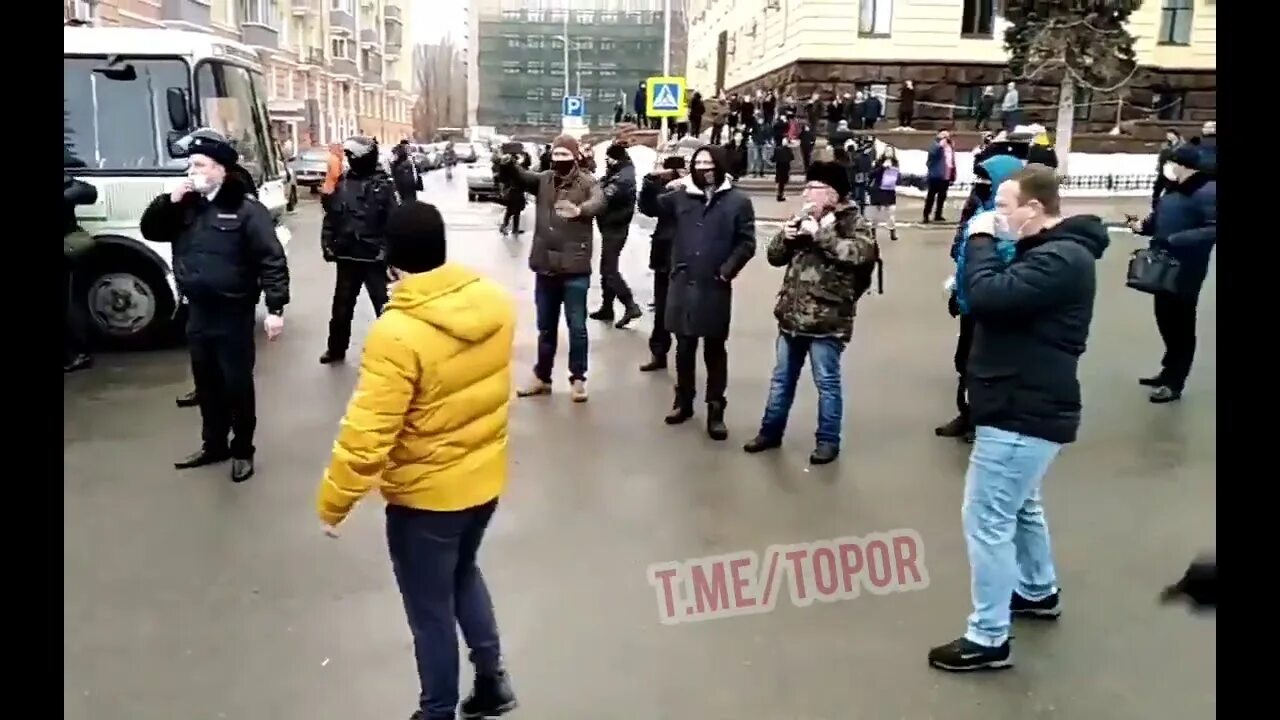 Митинг в липецке. Митинг Липецк. Протесты Липецк 2022. Митинг Липецк 13.03.2022. Митинг в Липецке сегодня.