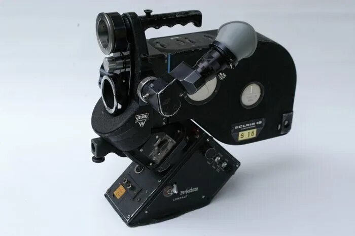 Arriflex 16bl камера. Aaton XTR Prod super16. Камера Eclair NPR. Super16 Camera.