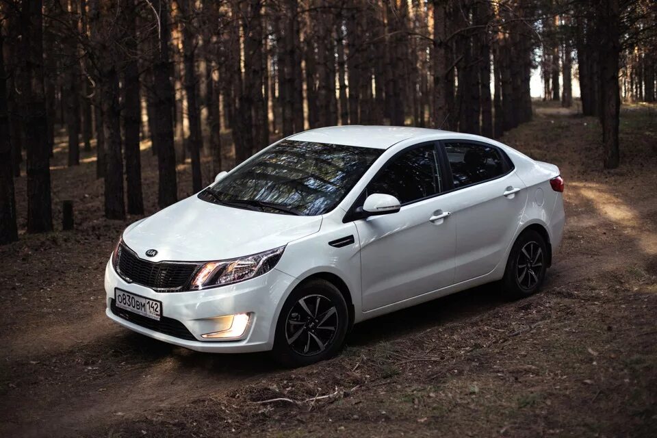 Киа рио 3 когда менять. Kia Rio 3. Kia Rio 201. Kia Rio (3g). Kia Rio 2014.