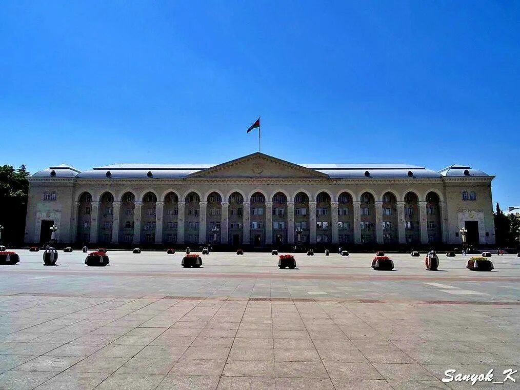 кировабад город. гейдар алиев парк гянджа. дешево москва гянджа. гянджа азербайджан рынок. гянджа рынок центральный.