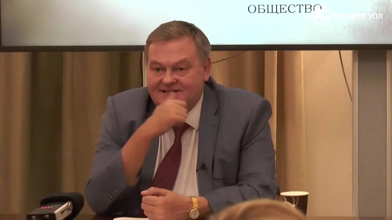 Ютуб спицын последнее видео сегодня. Спицын евгений о ленине. канал культура спицын. евгений спицын в молодости фото. спицын евгений ютуб.