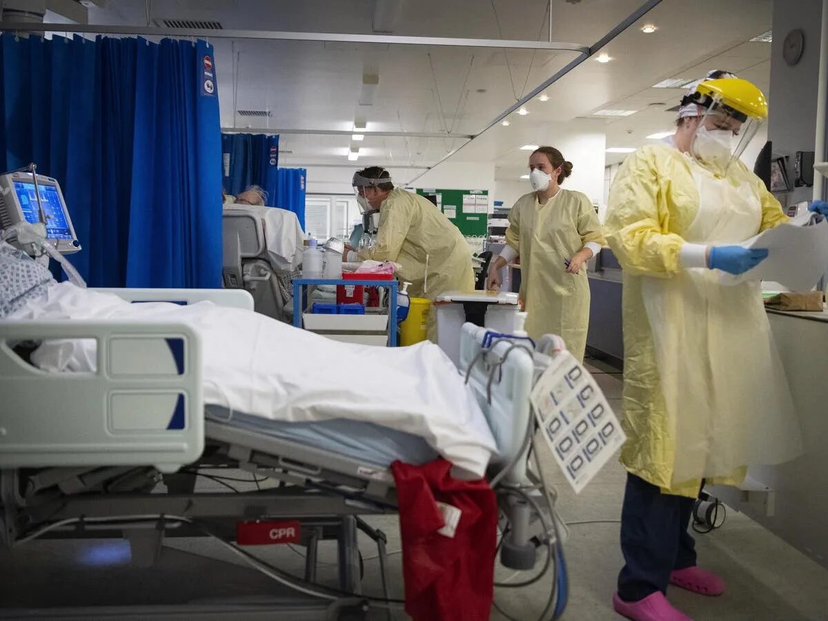 Больницы в Великобритании. Ковид в больнице Великобритании. Великобританские больницы. Коронавирус 2021. Обвиняемый в больнице