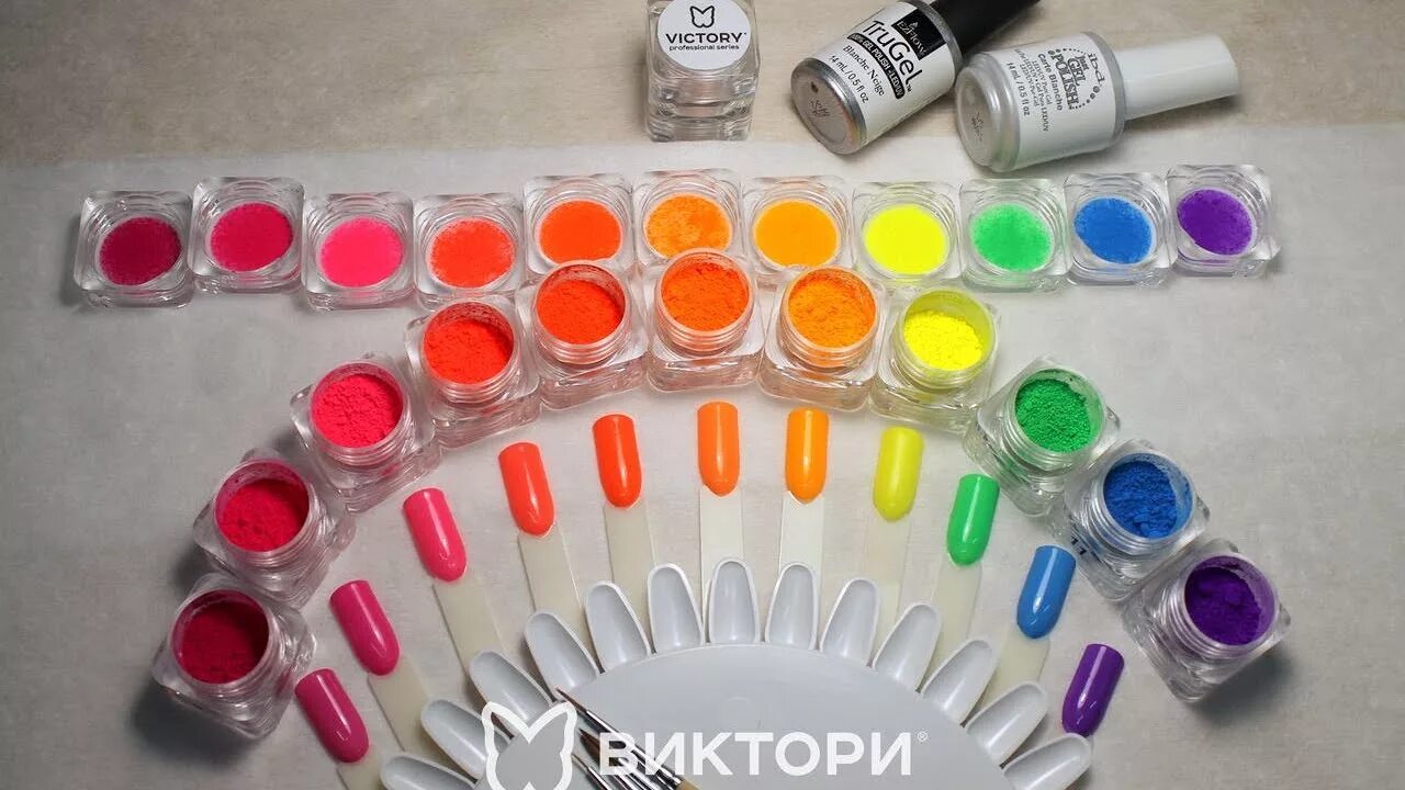 Как пользоваться пигментами. Пигмент на ногтях. маникюр с пигментом. дизайн ногтей с пигментами. яркий пигмент на ногтях.