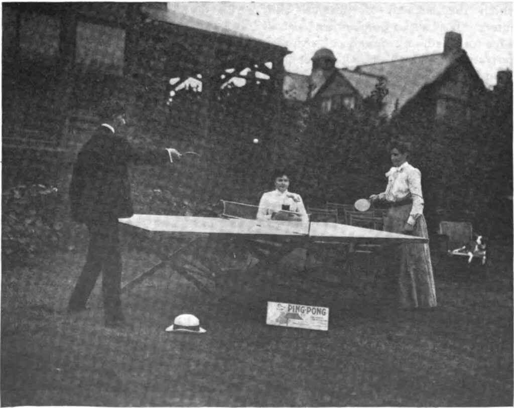 Джон Джаквес пинг-понг. Настольный теннис в Англии 19 век. Игра в настольный теннис в 19 веке. Настольный тес19 века века. Настольный теннис возникновение