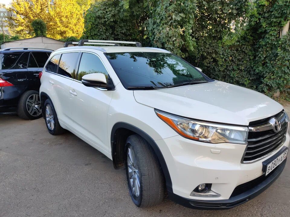 Тойота хайлендер. Тойота хайлендер бу на авито. Toyota highlander 2013 tuning. Хайлендер самара. Тойота хайлендер 2018 новый черный.