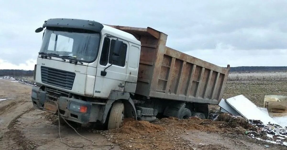 Водитель приморский край самосвала