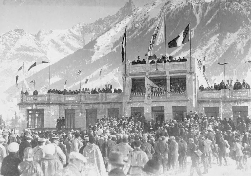 1924 шамони зимние олимпийские игры. Зимняя олимпиада 1924 года в шамони. Шамони 1924 первые зимние олимпийские игры. Шамони 1924 первые зимние олимпийские игры. Шамони франция первая зимняя олимпиада.