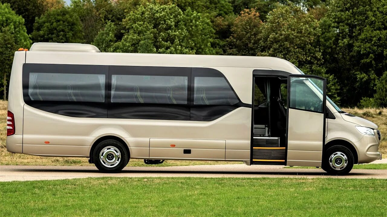 Мерседес спринтер пассажирский. Mercedes-benz sprinter city 75. Мерседес бенц спринтер 2021. Mercedes-benz sprinter 313. Mercedes minibus.