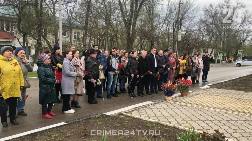 Новости керчи мой город. Возложение цветов. Освобождение Крыма от немецко-фашистских захватчиков. День освобождения Симферополя. С днем освобождения Симферопольского района.