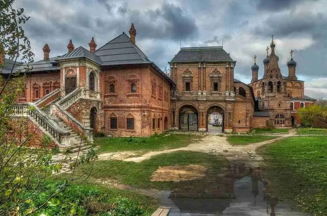 Крутицкое патриаршее подворье крутицкая ул 8 фото Обзорная экскурсия по Крутицкому подворью с посещением закрытых зон реставрации