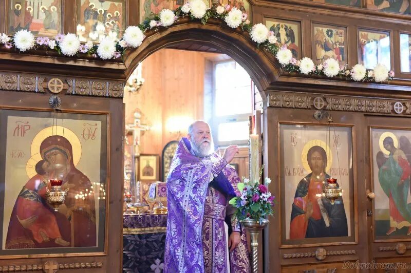 крипта в сретенском монастыре. подворье иконы. подворье иконы. икона вк. чудотворная икона казанская.