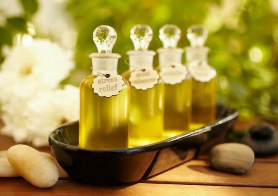 Базовые масла для тела. Tea tree oil. Аромамасла орифлэйм. Базовые масла для тела. Растительные жиры.