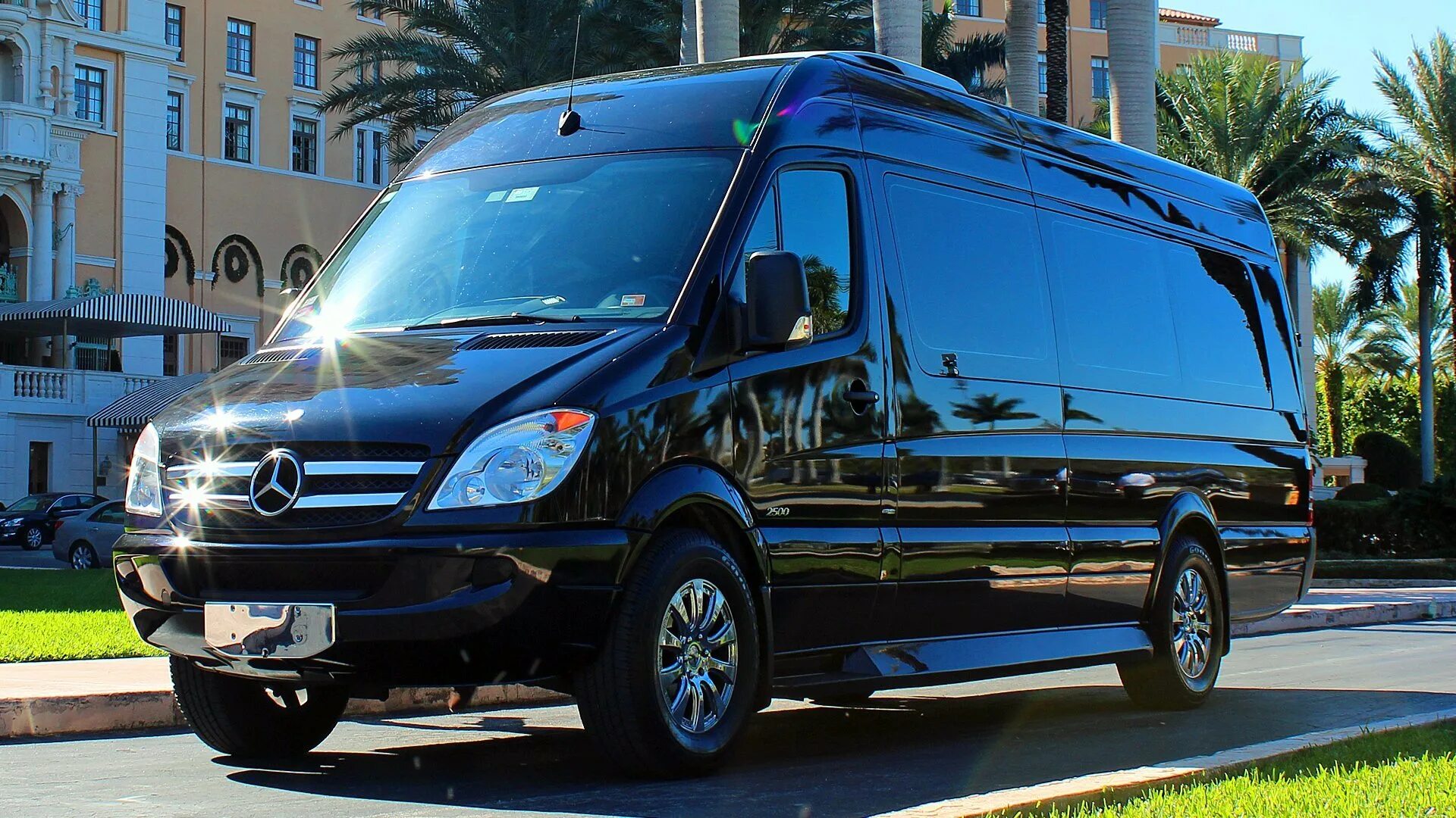 Микроавтобус спринтер пассажирский. Mercedes-benz sprinter. мерседес бенц спринтер. мерседес спринтер пассажирский. микроавтобус мерседес спринтер.