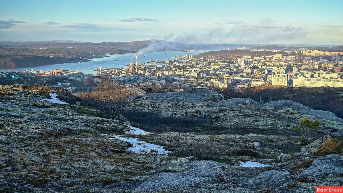 Вода североморск. Кольский залив мурманск. кольский залив североморск. города мурманска кольский залив. кольский полуостров мурманск город.