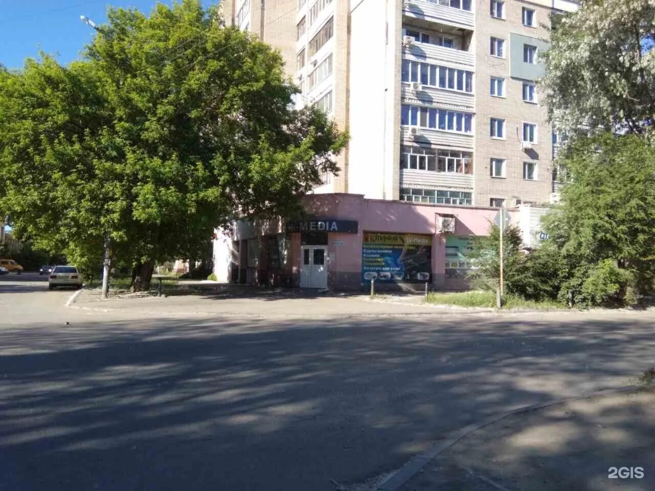 Ул железнодорожная 55. Ул. Улица железнодорожная 55 сальск. Саратов железнодорожная 72 корпус 2. Гостиница юбилейная сальск.