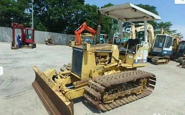 Японский мини бульдозер. Yanmar мини бульдозер. Японский мини бульдозер. Кей бульдозер мини колесный. Комацу d10s.