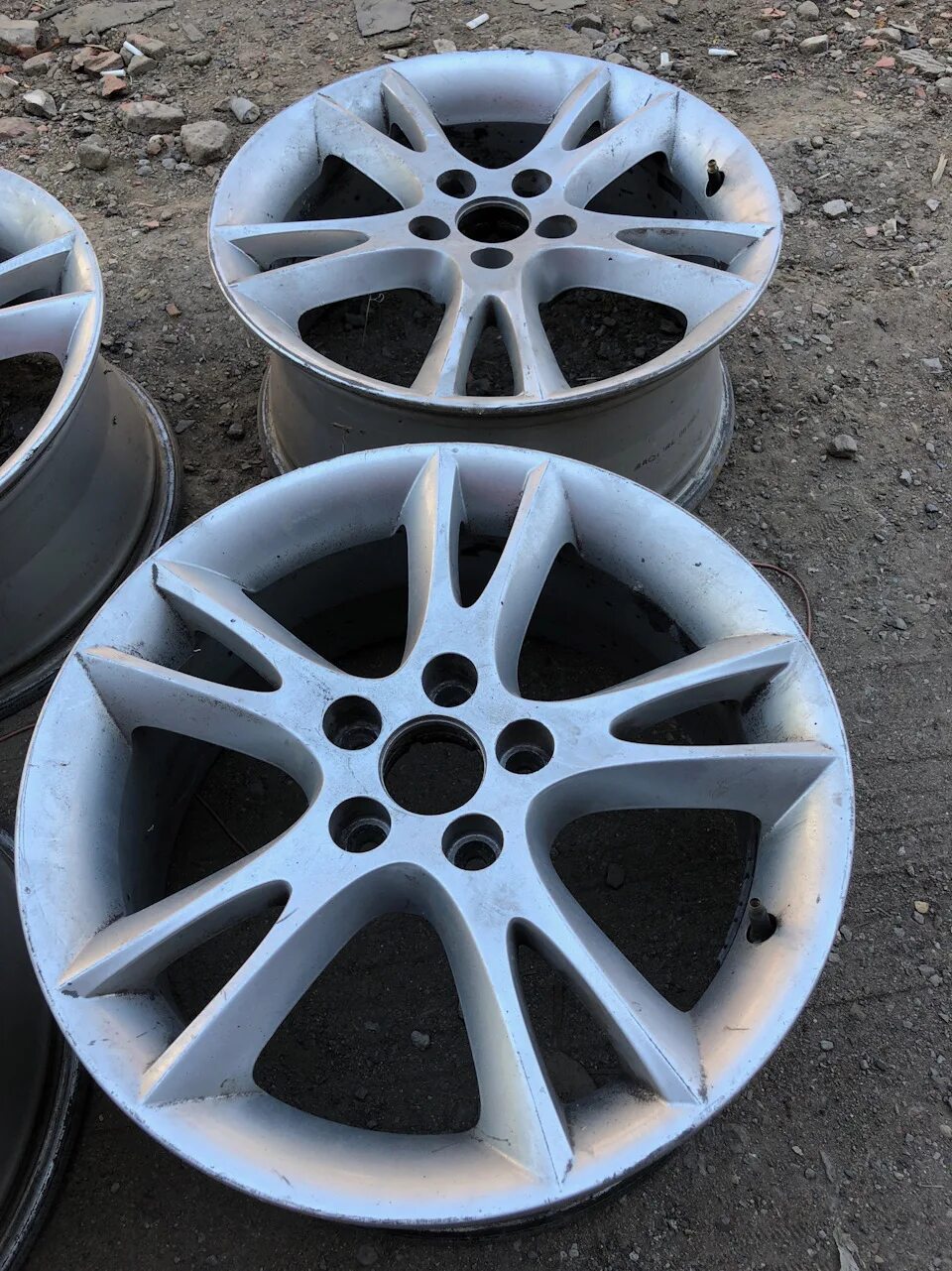 Диск от частных лиц. Saab 9-3 диски r17. диски сааб 9-3 r17 параметры. saab 9-3 штатные диски. диски saab 17.