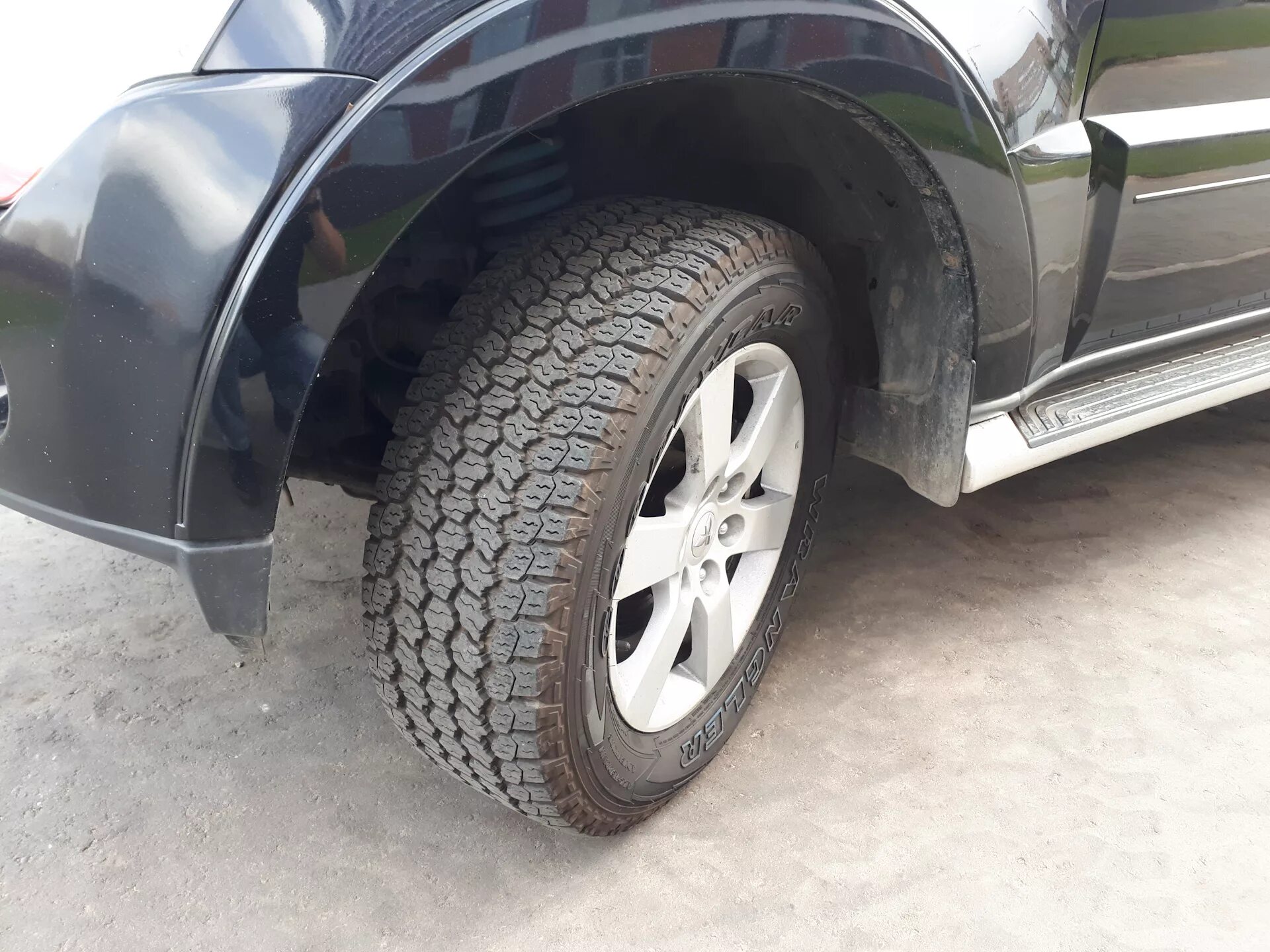 Шины goodyear wrangler all-terrain adventure with kevlar. Wrangler all terrain adventure with kevlar. Goodyear wrangler at adventure. Шины goodyear wrangler all-terrain adventure with kevlar. Goodyear wrangler at adventure 265/60 r18 110t.