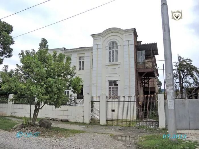 Улица абазинская. Абазинская 6 сухум. Абазинская д. Улица абазинская. Дом купца в сухуми абазинская.