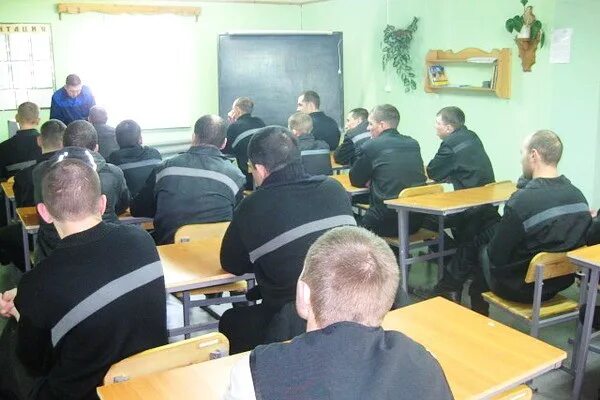 Лиу 27 вихоревка. Пионерская 34 вихоревка. Лиу-27 вихоревка братского района. Вихоревка 27. Церковь вихоревка.