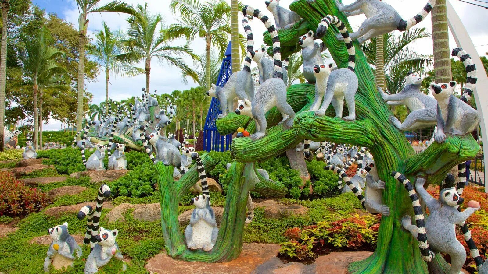 Ботанический сад Нонг Нуч. Парк Нонг Нуч в Паттайе. Сад Нонг Нуч (Таиланд). Ботанический сад Паттайя.