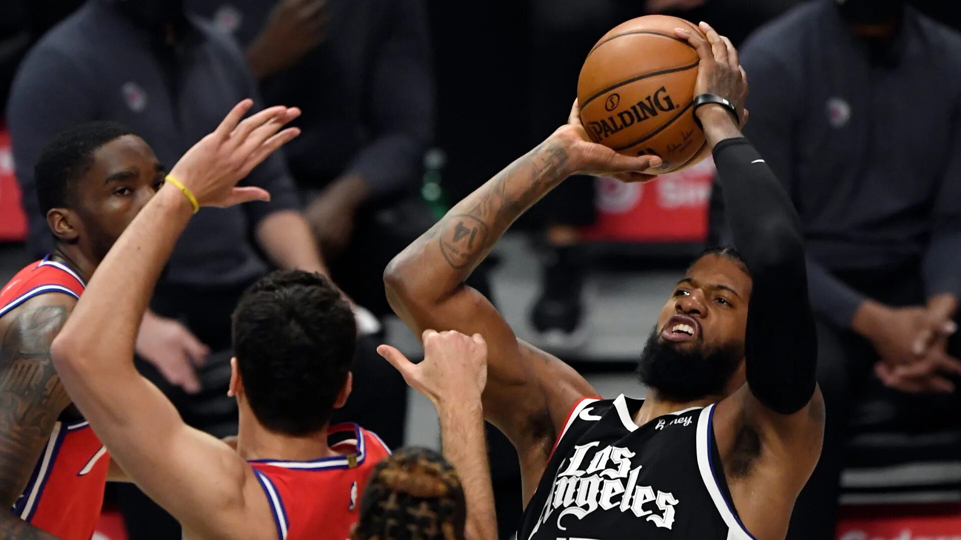 24 номер нба игроки. Голден стэйт уорриорз - сакраменто кингз нба фото. Голден стэйт уорриорз бостон. Нью-йорк никс - милуоки. Торонто — майами нба фото.