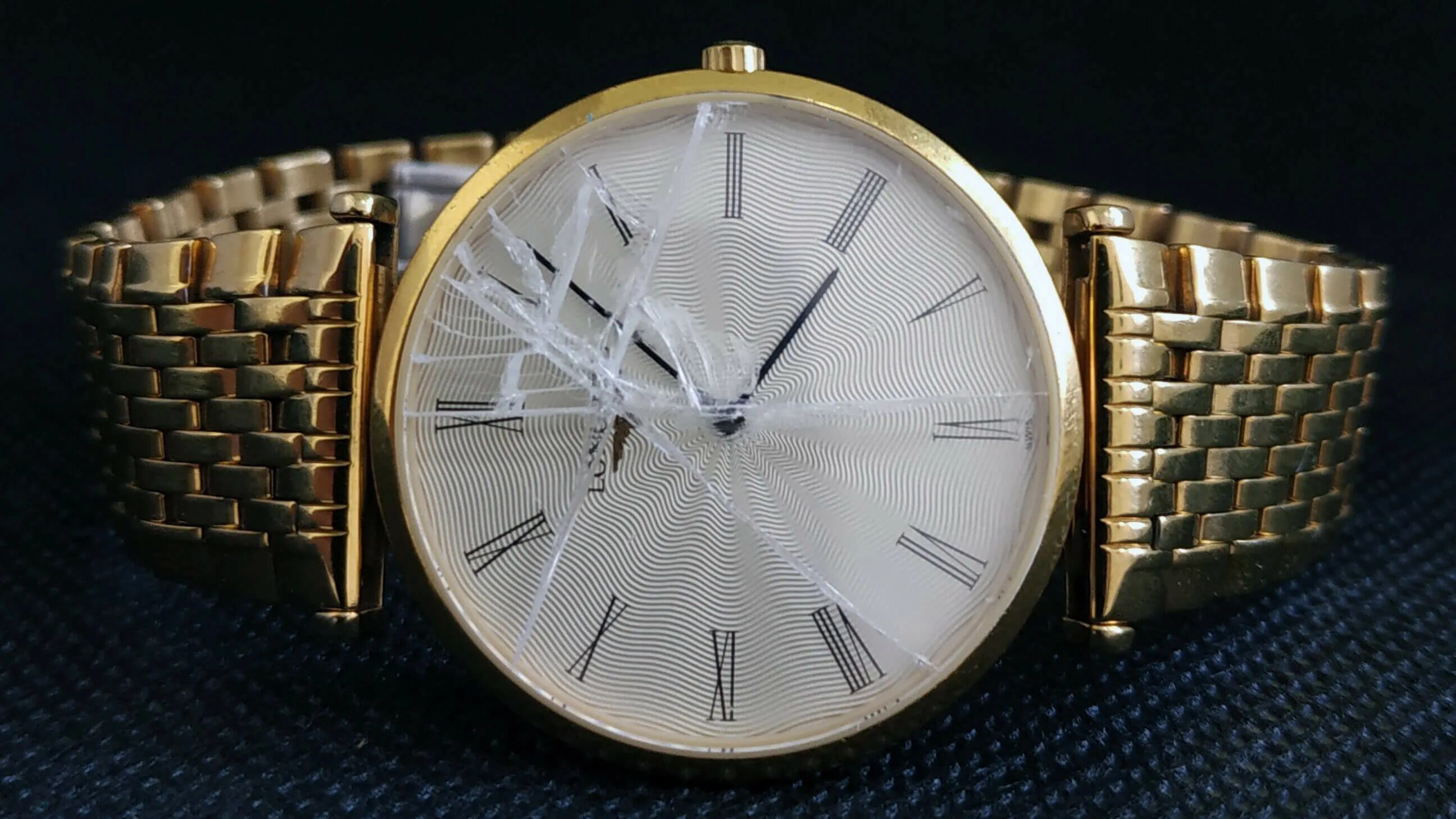 Замена часового стекла. Минеральное стекло для часов. Замена сапфирового стекла на часах. 0598. 5 мм.