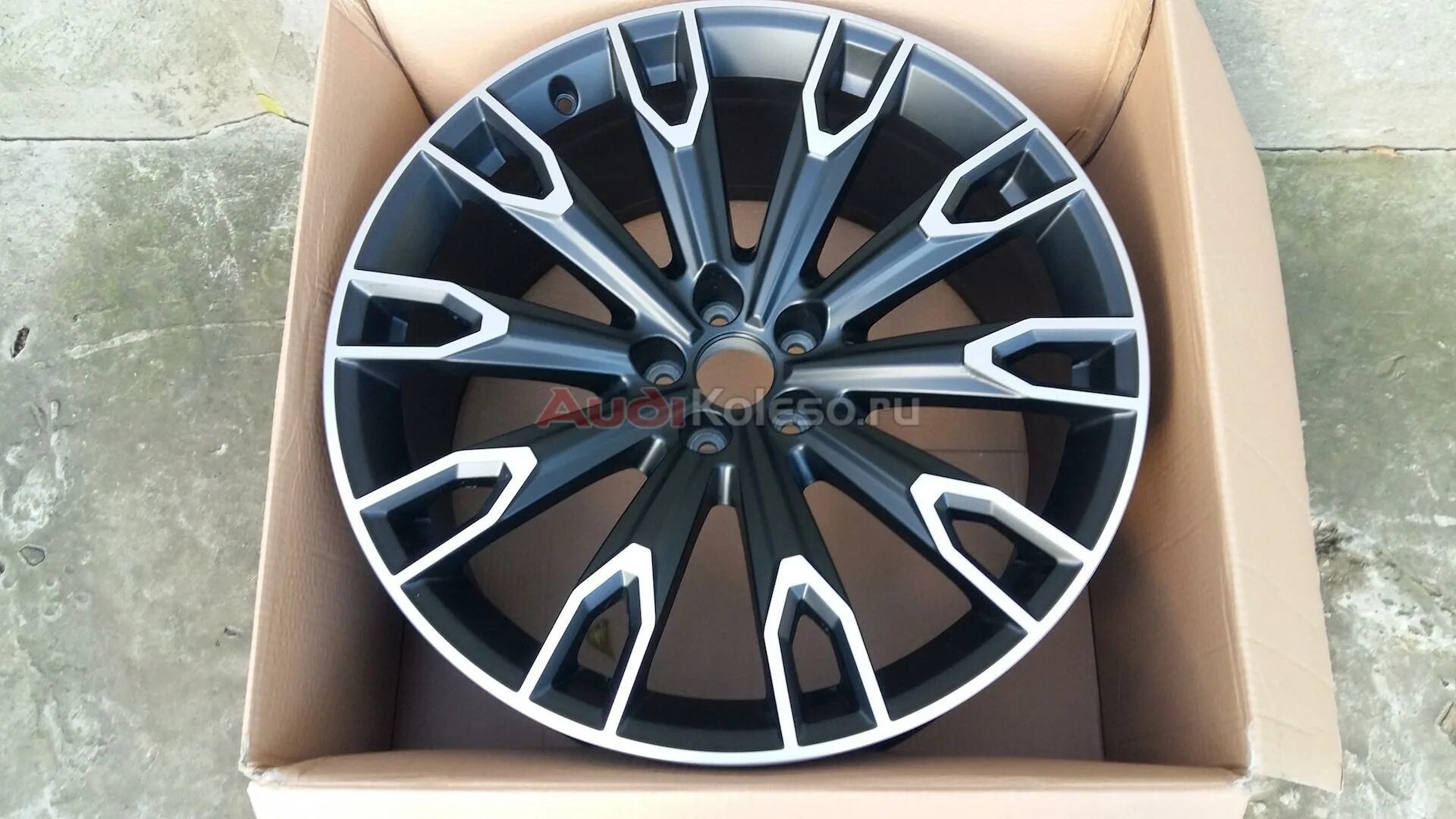 оригинальные диски q7. оригинальные диски ауди q7 r20. диски r20 оригинал vag. диски ауди q7 r22. диски r19 на audi q5 2015.